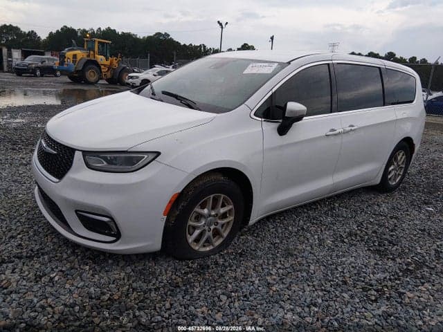 2023 CHRYSLER PACIFICA TOURING L 2
