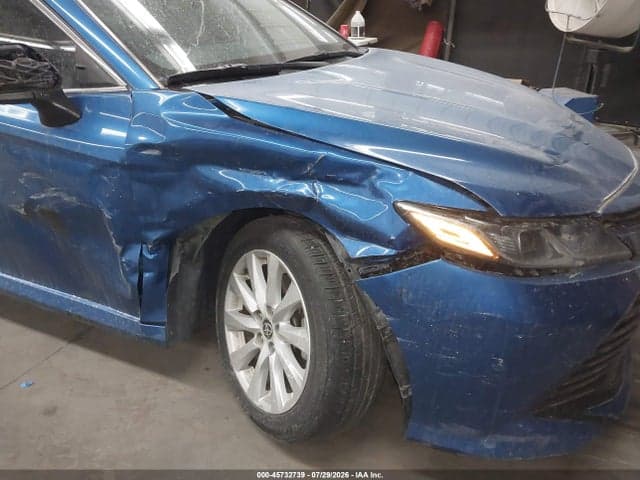 2020 TOYOTA CAMRY LE 6