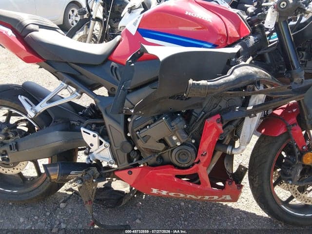 2024 HONDA CBR650 R 8