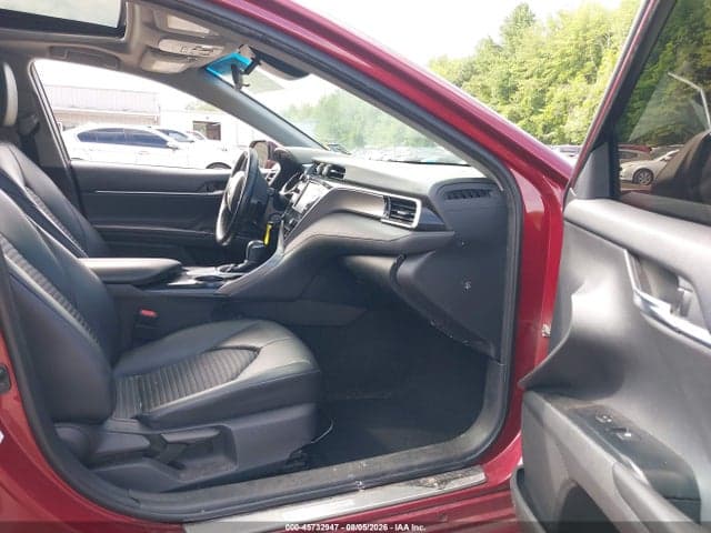 2018 TOYOTA CAMRY SE 5