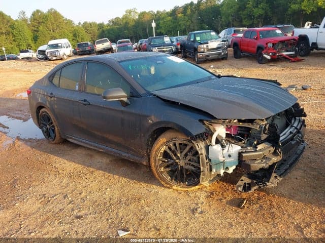 2025 TOYOTA CAMRY SE 1