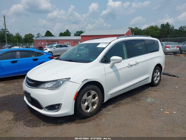 2017 CHRYSLER PACIFICA TOURING-L PLUS 2