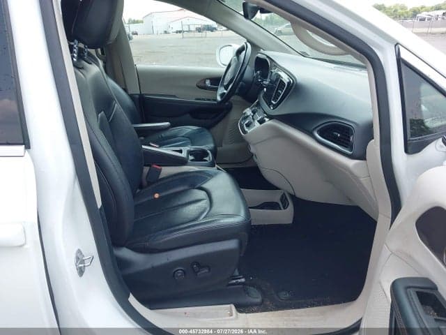 2017 CHRYSLER PACIFICA TOURING-L PLUS 5