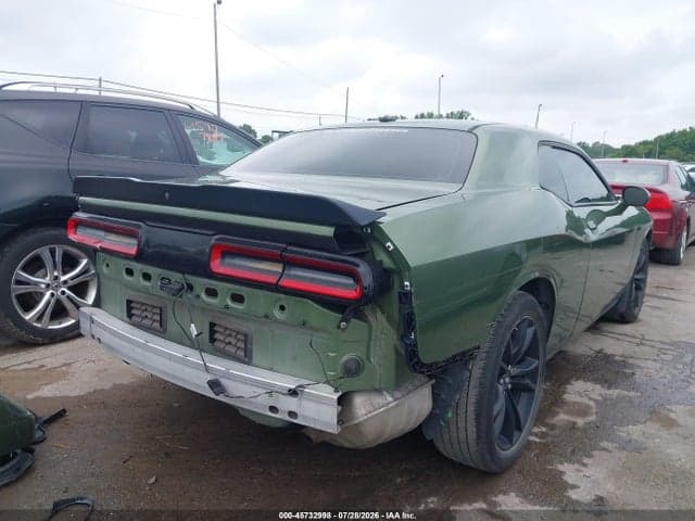 2018 DODGE CHALLENGER SXT 4