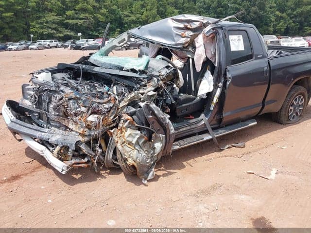 2017 TOYOTA TUNDRA SR5 5.7L V8 2