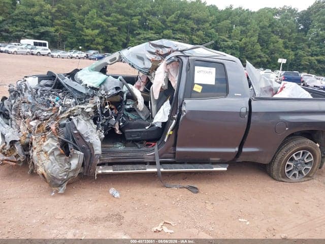2017 TOYOTA TUNDRA SR5 5.7L V8 12