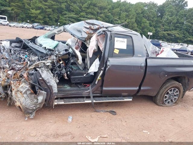2017 TOYOTA TUNDRA SR5 5.7L V8 18