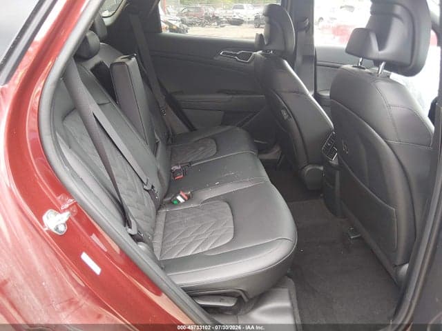 2025 KIA SPORTAGE X-LINE 8