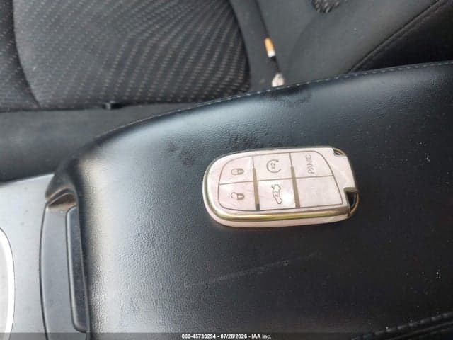 2019 DODGE JOURNEY SE 11