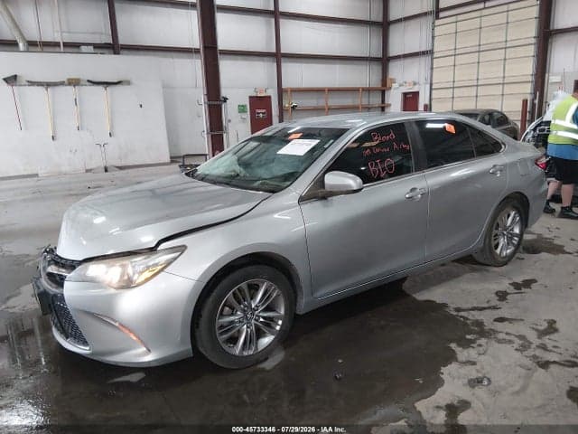 2017 TOYOTA CAMRY SE 2