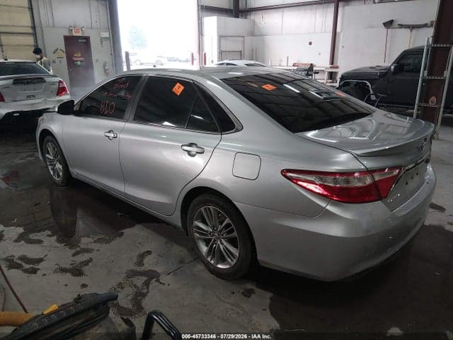 2017 TOYOTA CAMRY SE 3