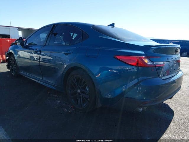 2026 TOYOTA CAMRY SE 3