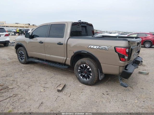 2023 NISSAN TITAN PRO-4X 4X4 3