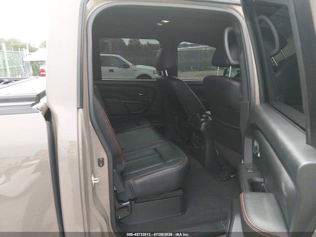 2023 NISSAN TITAN PRO-4X 4X4 8