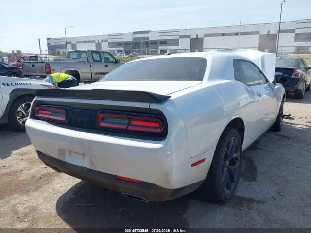 2021 DODGE CHALLENGER SXT 4