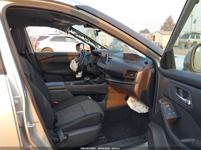 2025 NISSAN ROGUE SV FWD 5