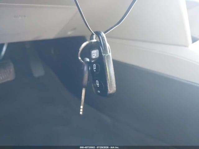 2019 HYUNDAI ELANTRA SE 11