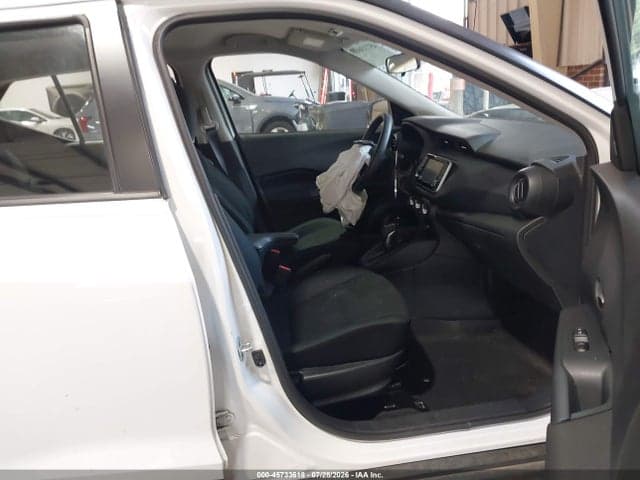 2024 NISSAN KICKS S XTRONIC CVT 5