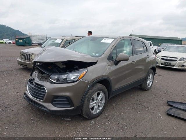 2020 CHEVROLET TRAX AWD LS 2