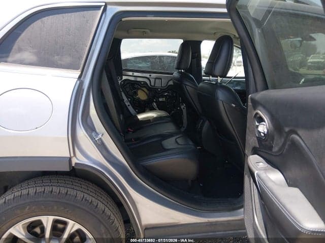 2020 JEEP CHEROKEE LATITUDE PLUS FWD 8