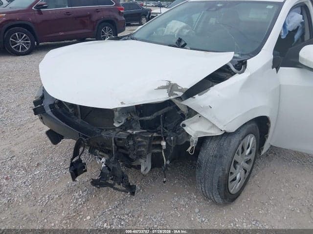2018 TOYOTA COROLLA LE 6