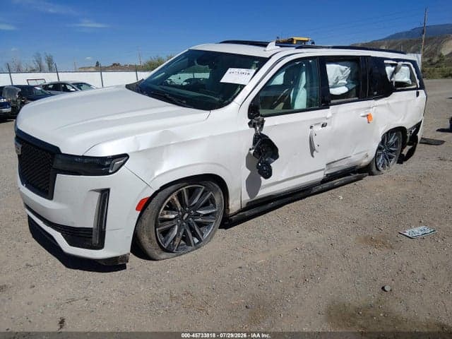 2022 CADILLAC ESCALADE ESV 4WD SPORT PLATINUM 2