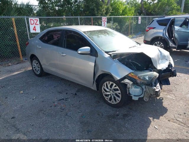2018 TOYOTA COROLLA LE 1