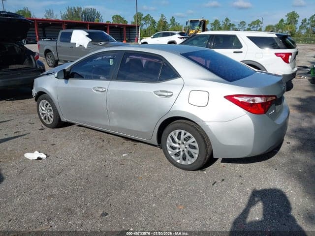 2018 TOYOTA COROLLA LE 3