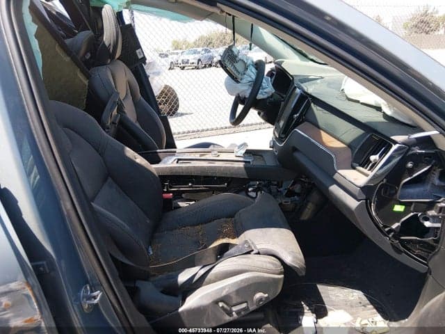 2023 VOLVO XC60 B5 ULTIMATE BRIGHT THEME 5