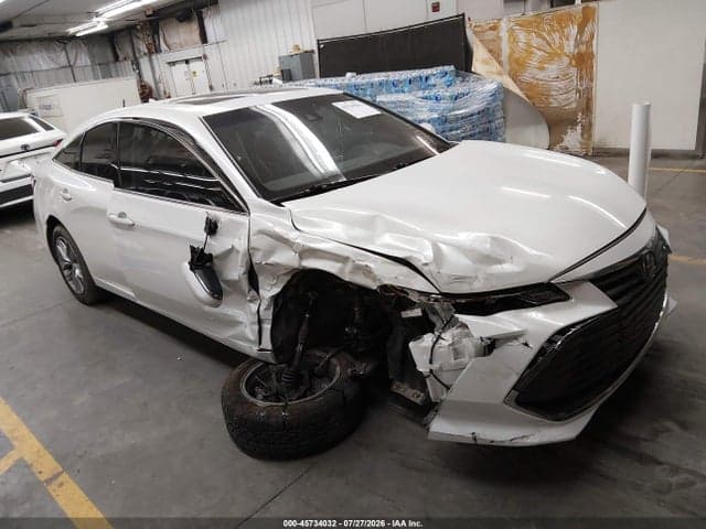 2021 TOYOTA AVALON XLE AWD - 1