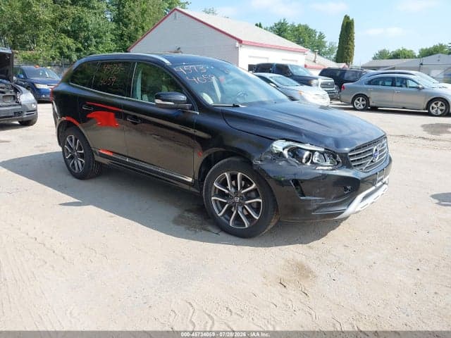 2017 VOLVO XC60 T6 DYNAMIC - 1