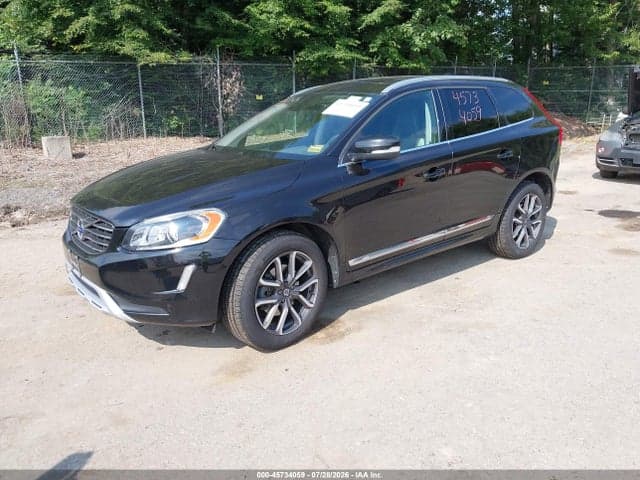 2017 VOLVO XC60 T6 DYNAMIC 2