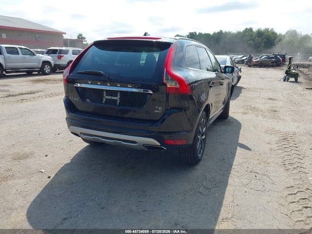 2017 VOLVO XC60 T6 DYNAMIC 4