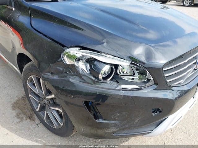 2017 VOLVO XC60 T6 DYNAMIC 6