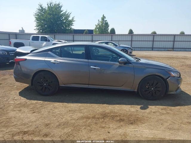 2019 NISSAN ALTIMA 2.5 SV 13