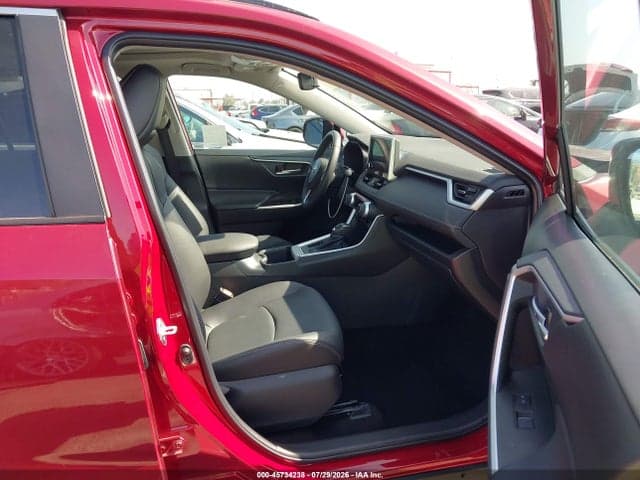 2025 TOYOTA RAV4 XLE PREMIUM 5