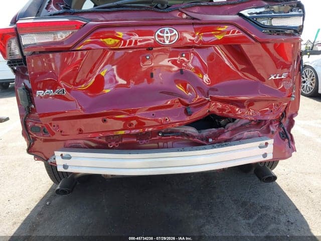 2025 TOYOTA RAV4 XLE PREMIUM 6