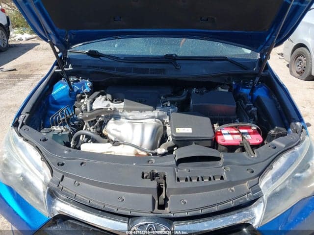 2017 TOYOTA CAMRY SE 10