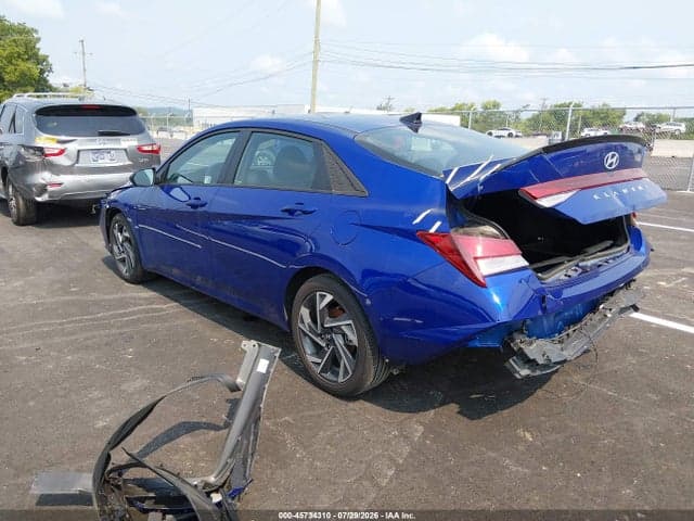 2025 HYUNDAI ELANTRA SEL SPORT 3
