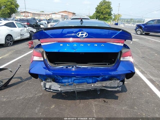 2025 HYUNDAI ELANTRA SEL SPORT 6