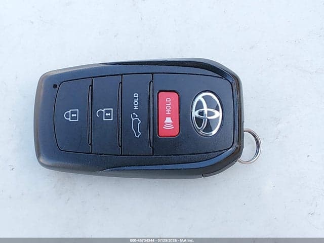 2026 TOYOTA COROLLA CROSS XLE 11
