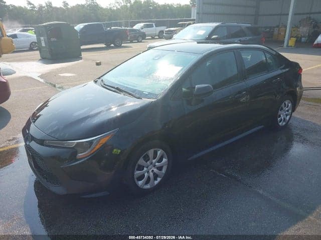 2022 TOYOTA COROLLA LE 2