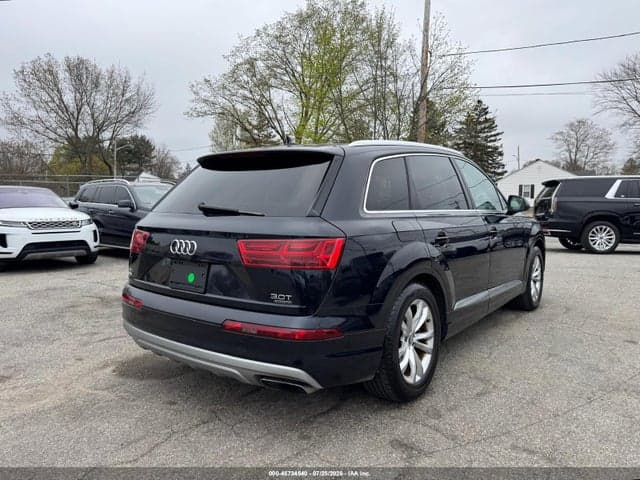 2017 AUDI Q7 3.0T PREMIUM 4