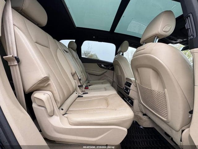 2017 AUDI Q7 3.0T PREMIUM 6