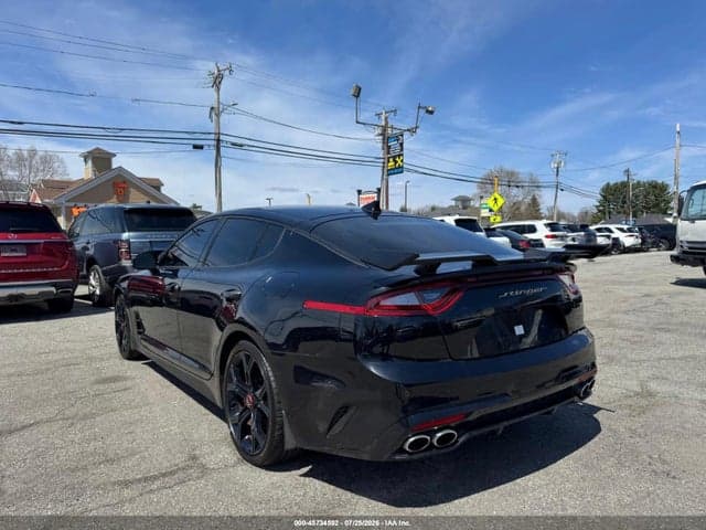 2019 KIA STINGER GT2 3