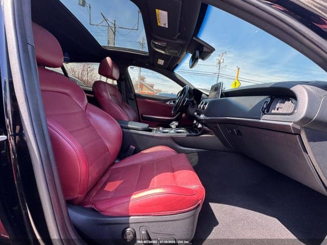 2019 KIA STINGER GT2 5