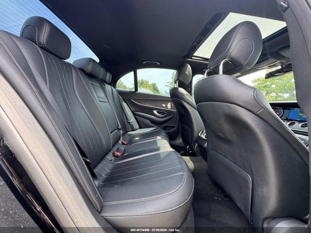 2017 MERCEDES-BENZ E 300 11