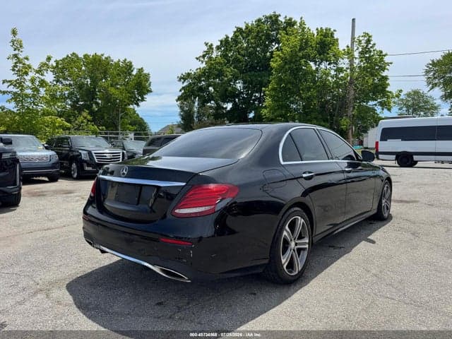 2017 MERCEDES-BENZ E 300 4