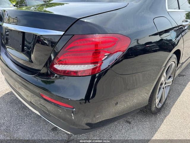 2017 MERCEDES-BENZ E 300 6