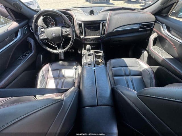 2018 MASERATI LEVANTE S GRANSPORT 8